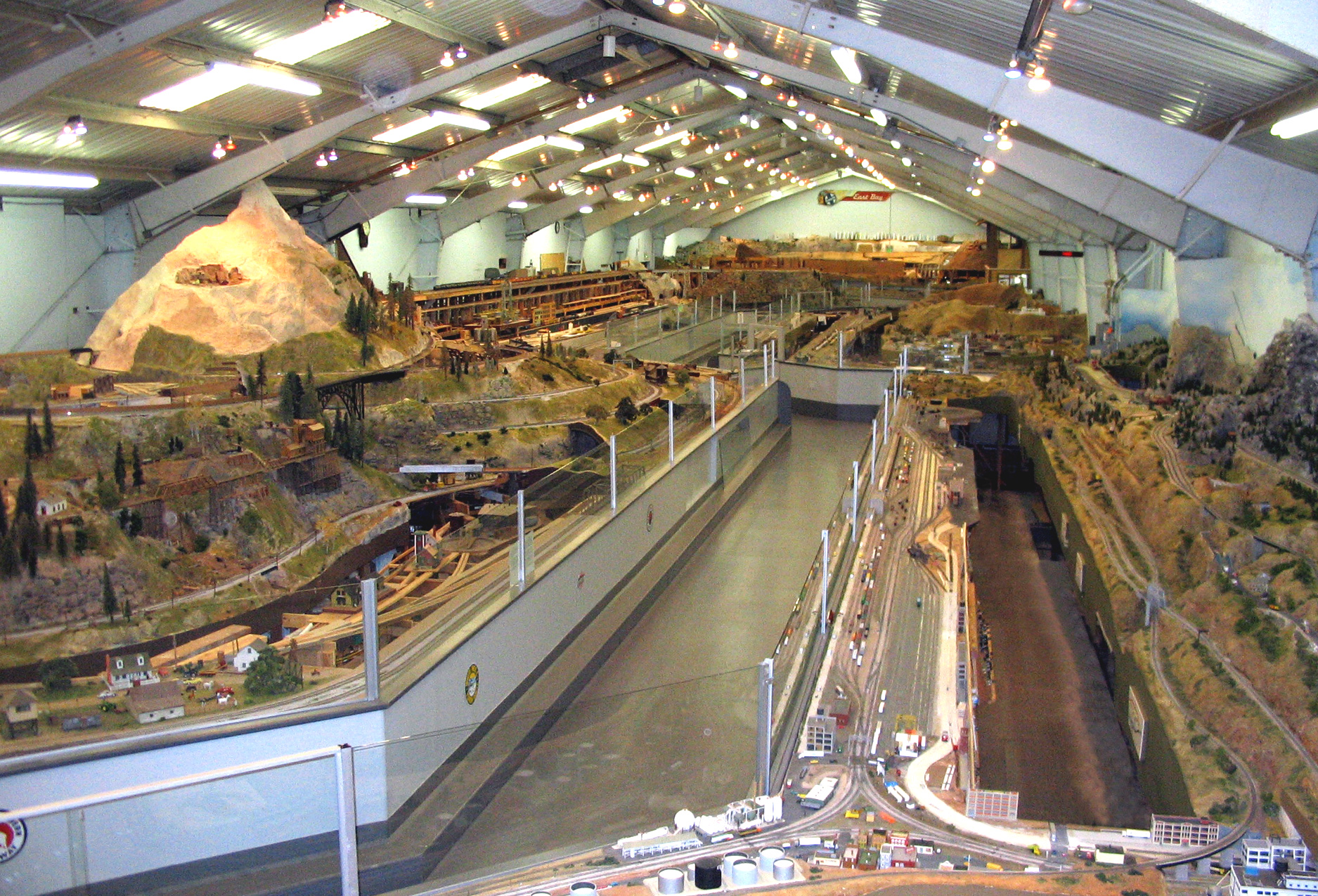 Golden State Model Railroad Museum in Point Richmond CA ( Clubs and 