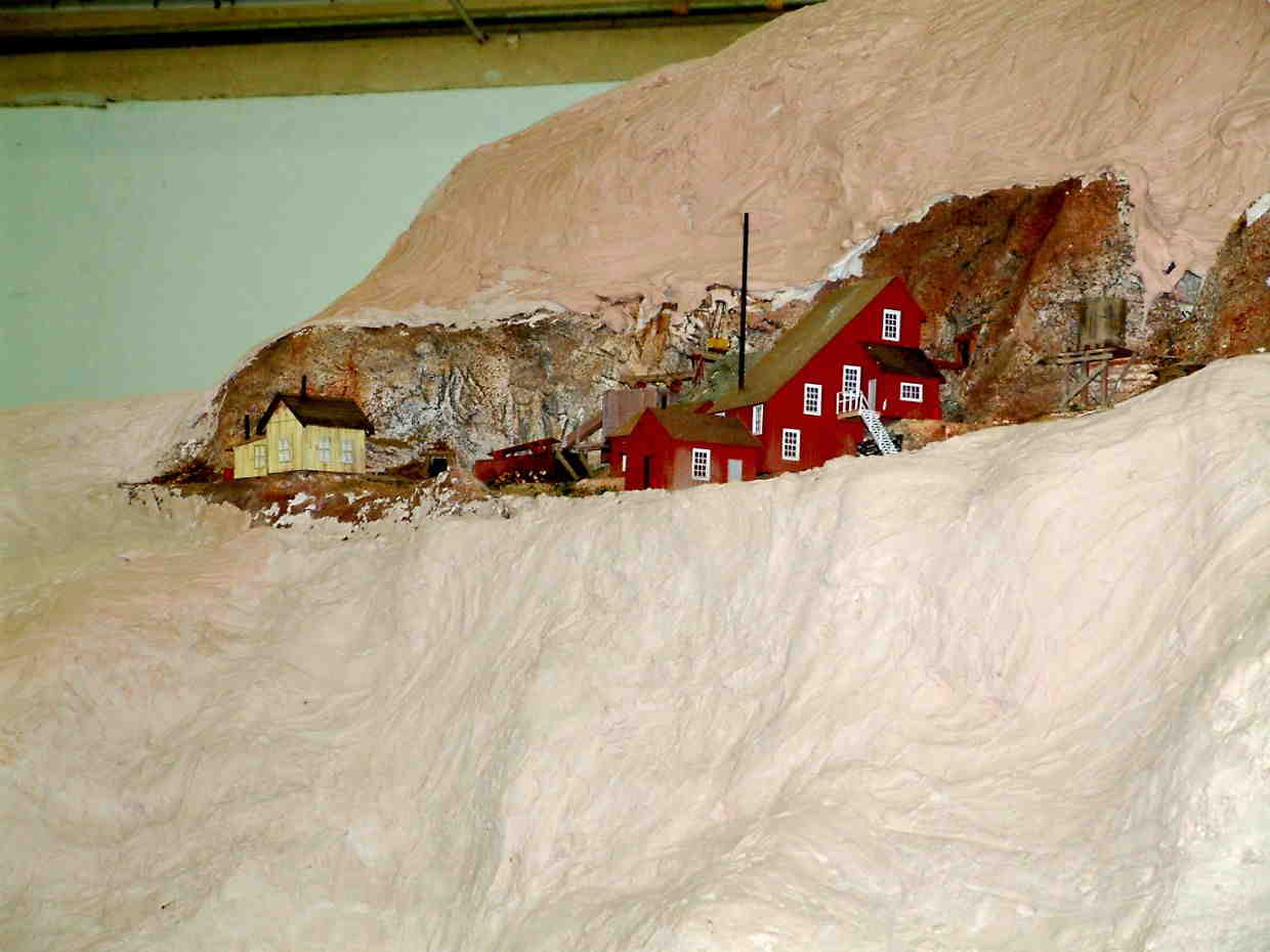 Sept 2005 Middle Mt. Zenith mining village (Ambrose)