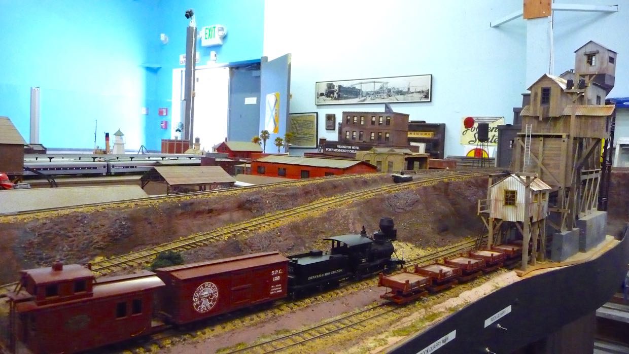 On3 Eureka Yard Rock Plant 20Jul14 