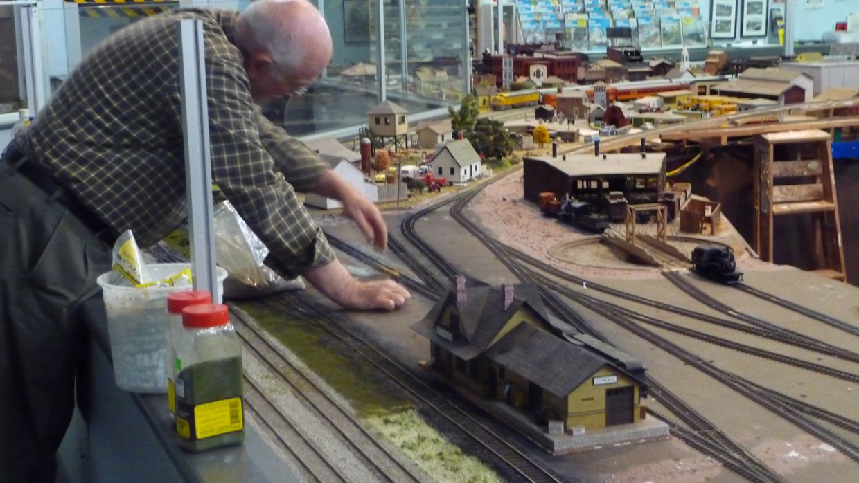 Mark Francis working on scenery at Eureak yard  29 Oct 10