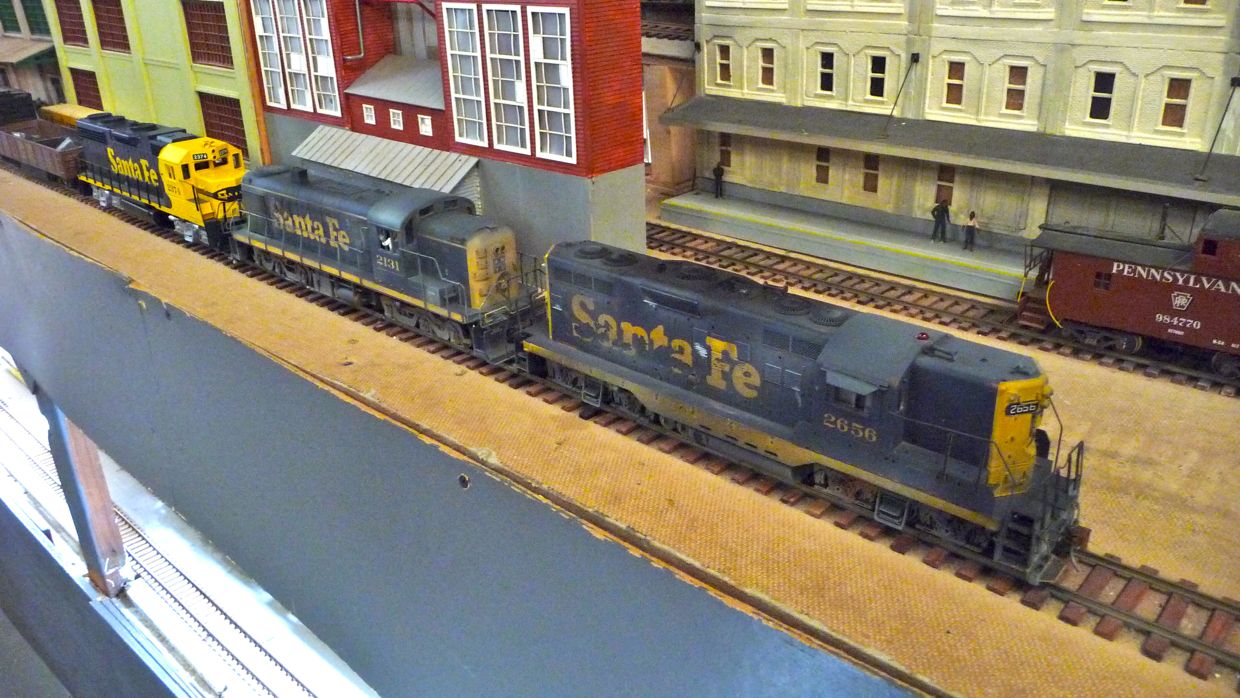 Cam train SF 2656, 2131, 2374