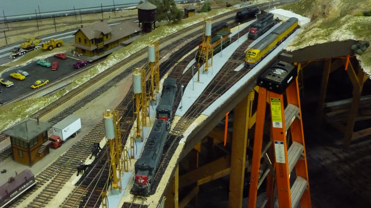 Sanding towers at Diesel yard.  Rowe 7 Jan 11