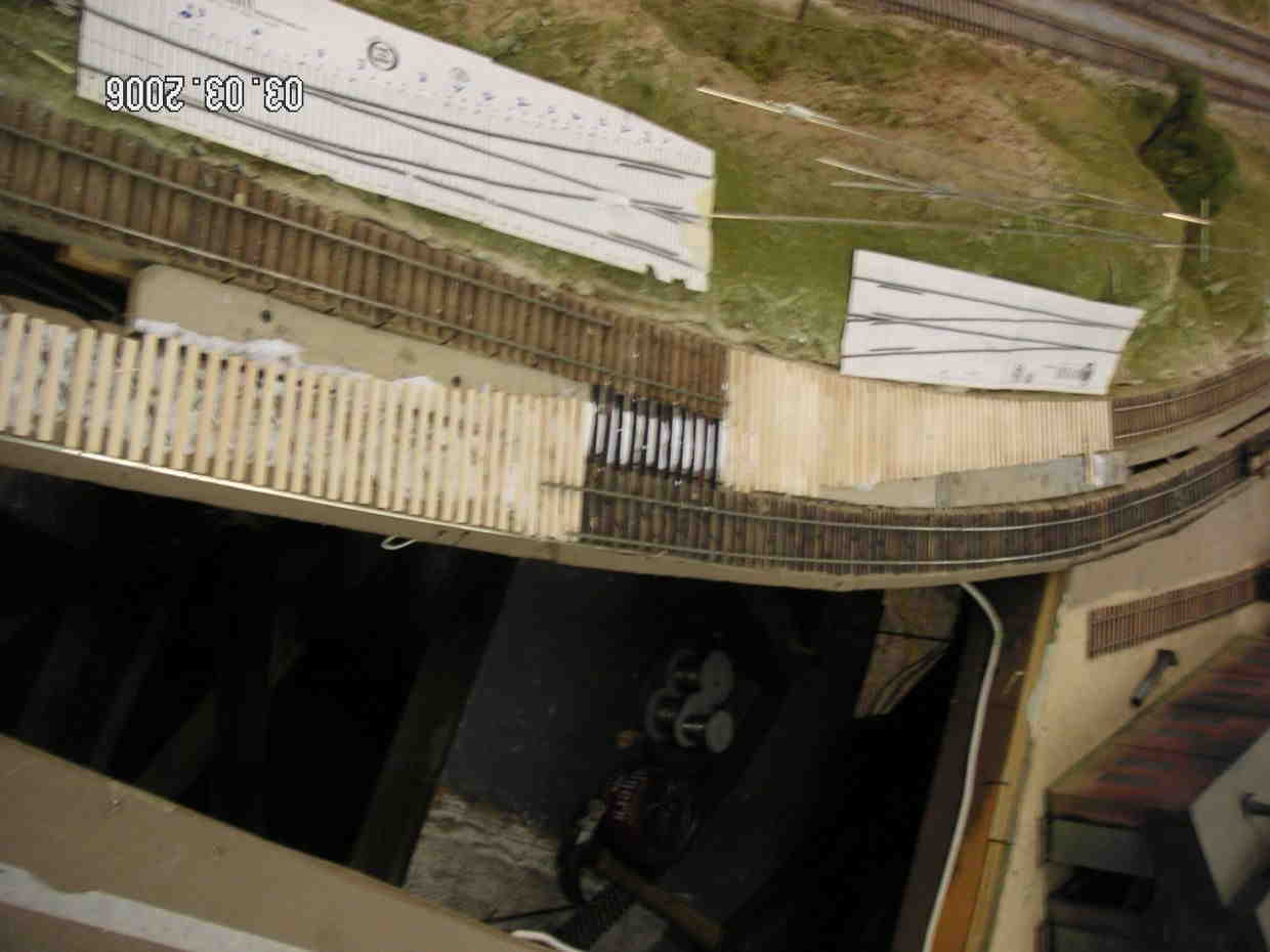 Mar 2006: New crossover between eng terminal and west lead (Rowe)