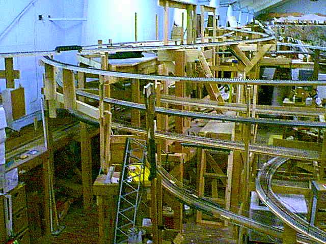 O Scale layout Aug 2002