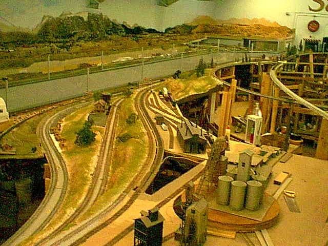 O Scale layout Aug 2002