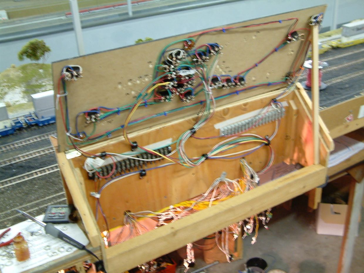 Midway Panel Install,Jan 2003, Jeff Rowe