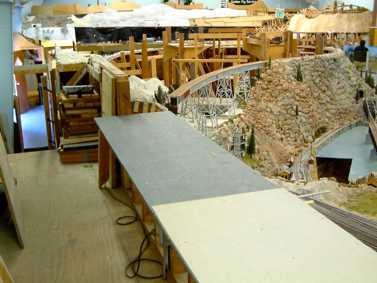 Zenith yard base, Jan 2003 - 2