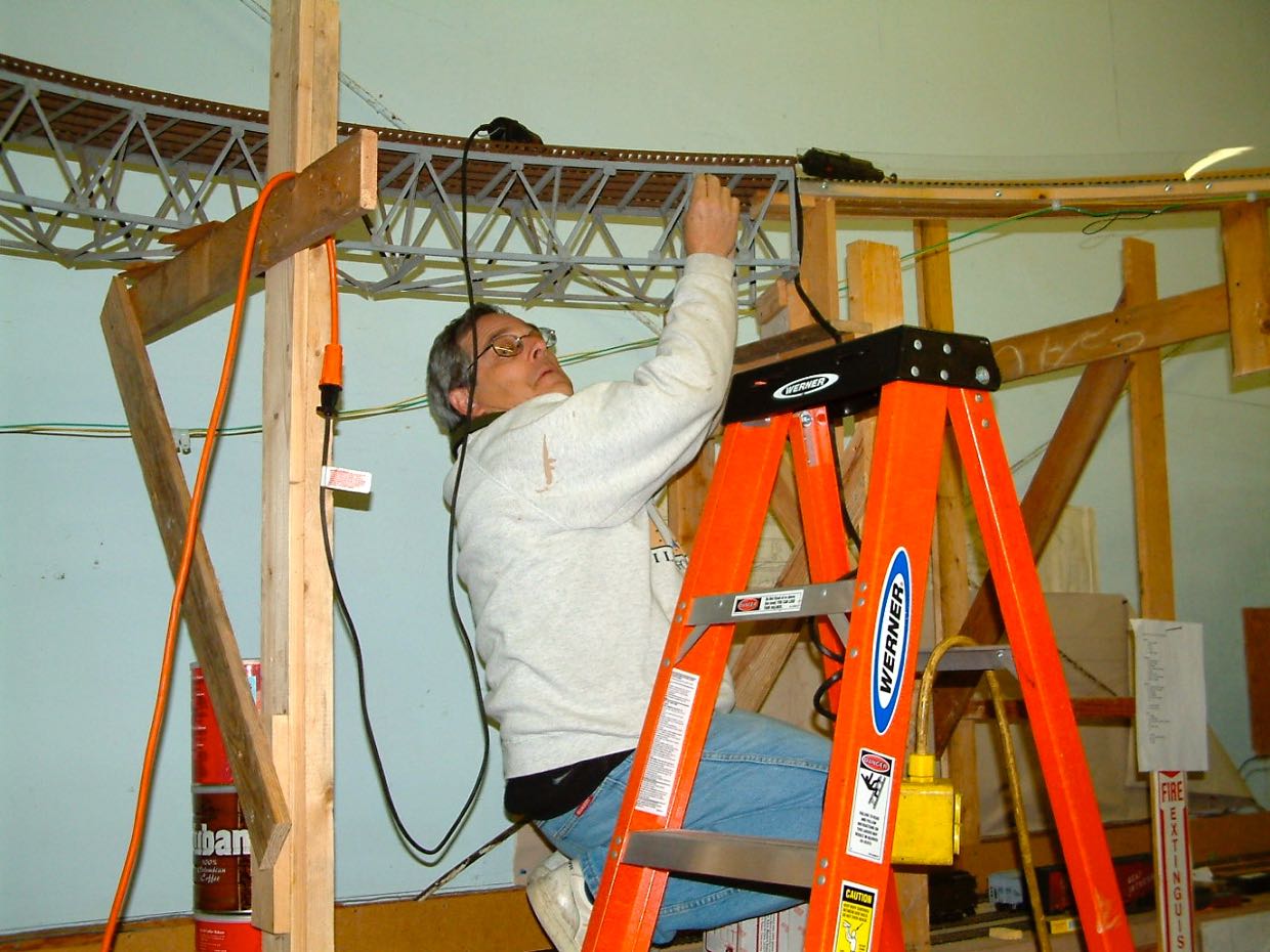 Jeff Heller working on Curve Bridge, Jan 2004, Jeff Heller